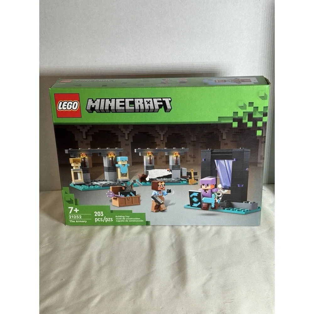 LEGO Minecraft The Creeper 21276 &‎ The Armory 21252 Set Lot Sealed NIB